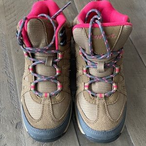 Bear paw hiking shoes for girls